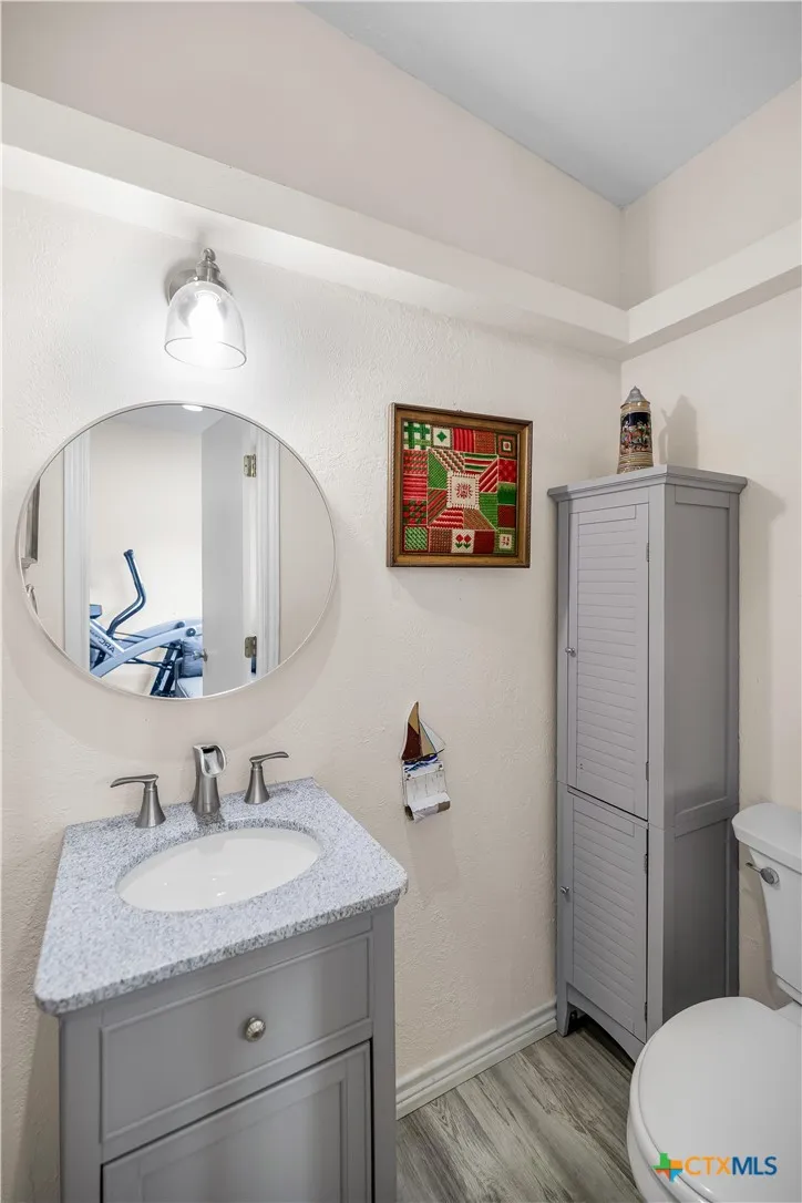 205 E Bay Avenue Seadrift, TX 77983