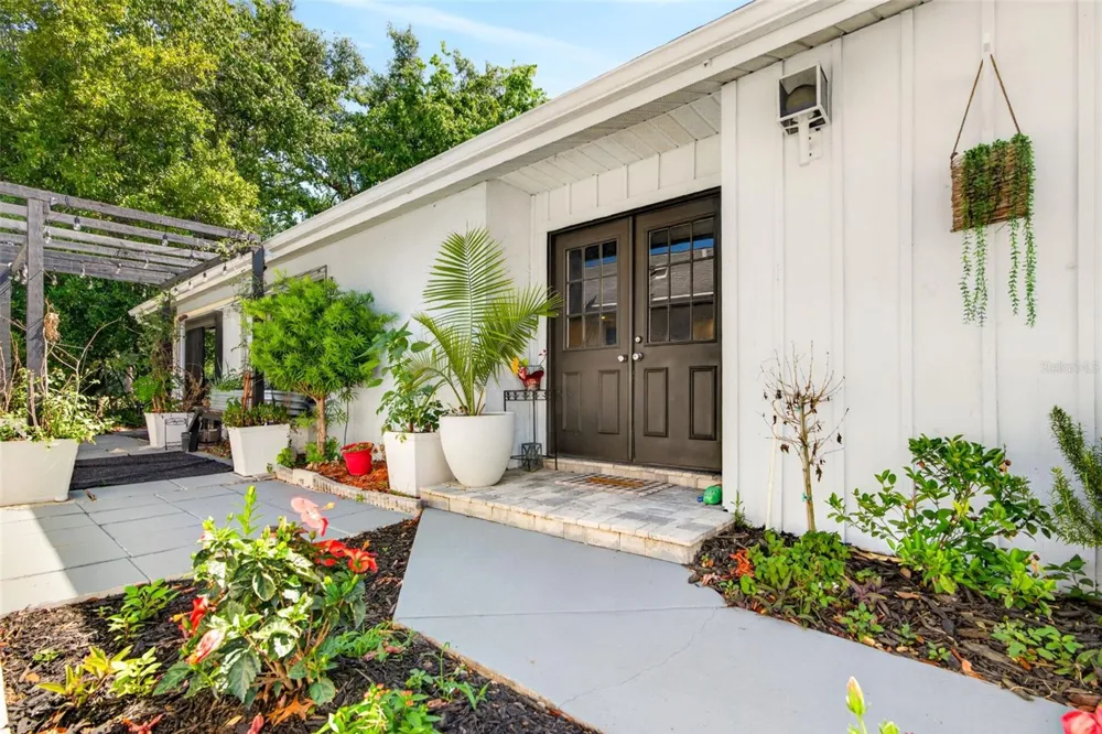 16 GOLFVIEW COURT Homosassa, FL 34446