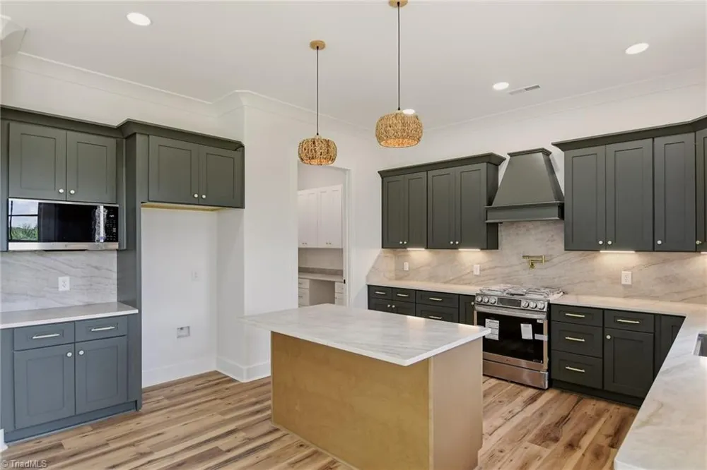 3784 Verbena Way Clemmons, NC 27012
