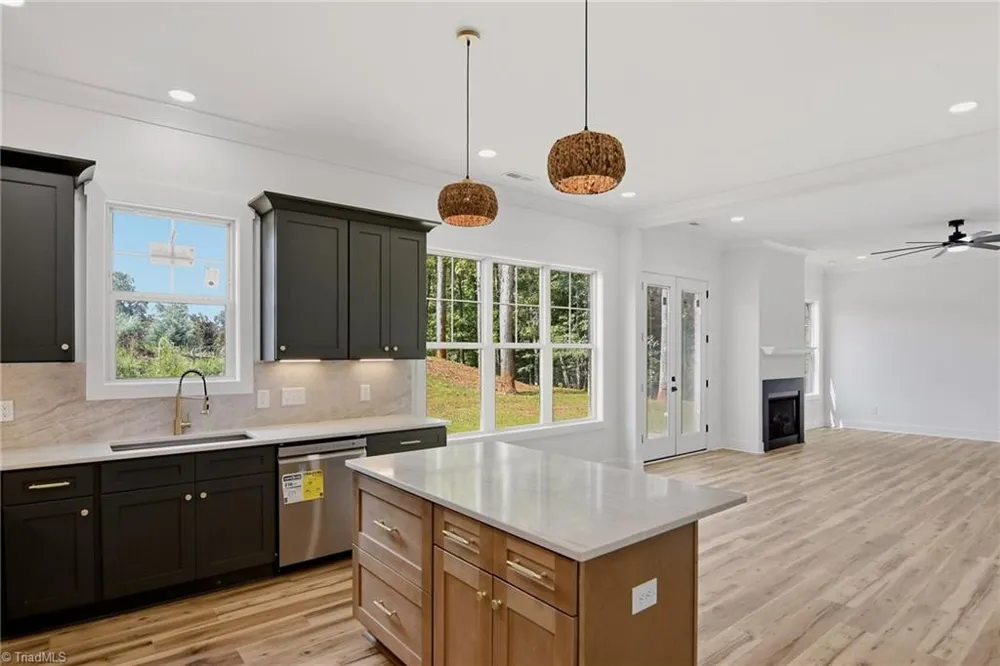 3784 Verbena Way Clemmons, NC 27012
