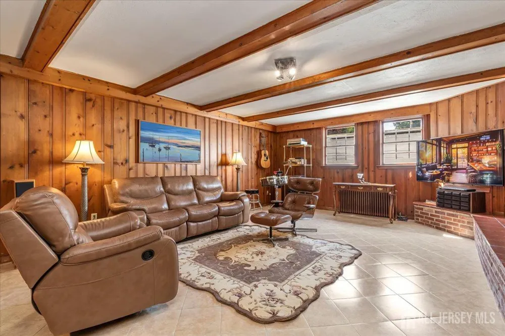 544 W 8th Street W Plainfield, NJ 07060