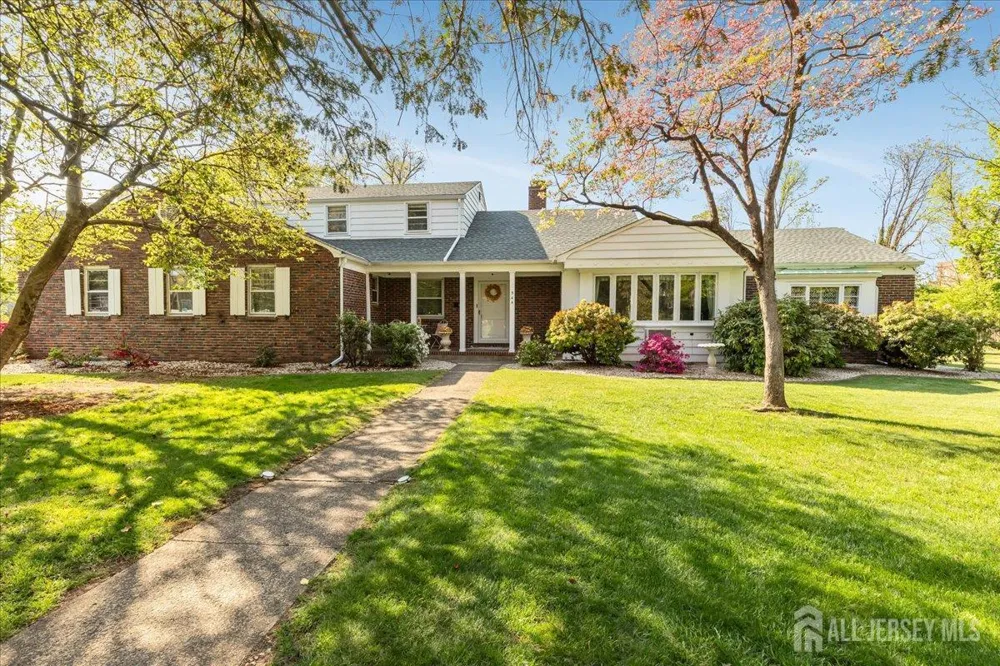 544 W 8th Street W Plainfield, NJ 07060