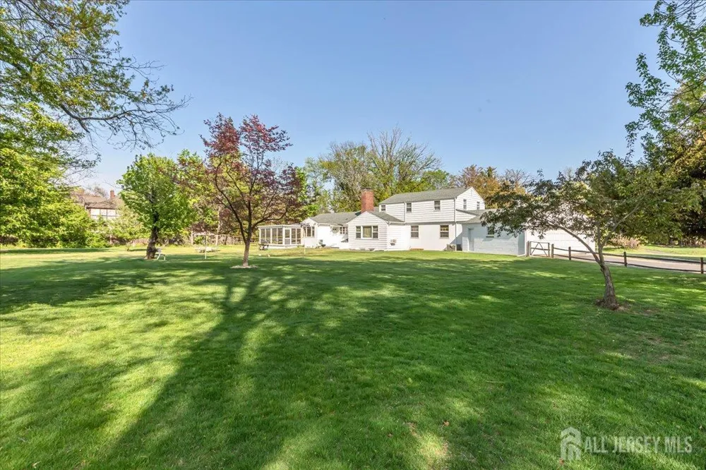 544 W 8th Street W Plainfield, NJ 07060