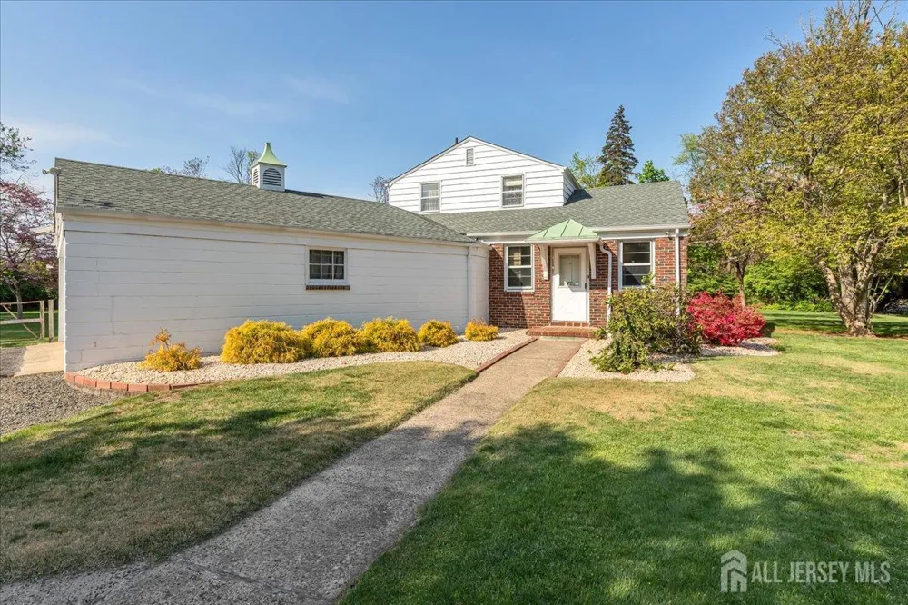 544 W 8th Street W Plainfield, NJ 07060