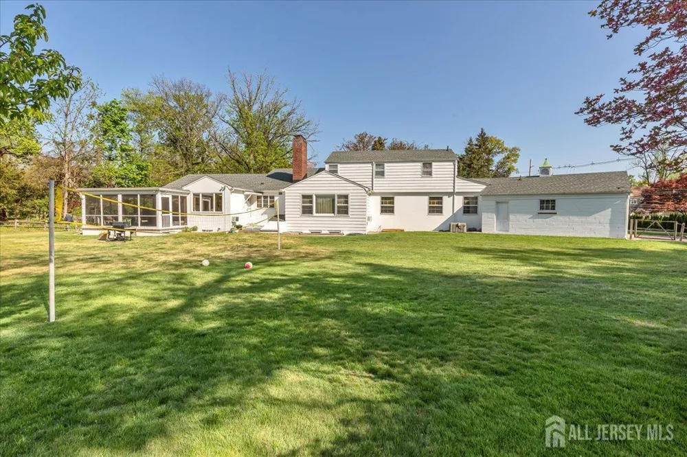 544 W 8th Street W Plainfield, NJ 07060