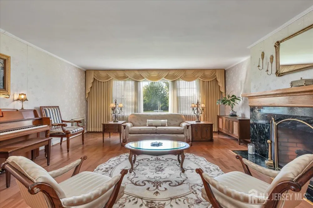 544 W 8th Street W Plainfield, NJ 07060