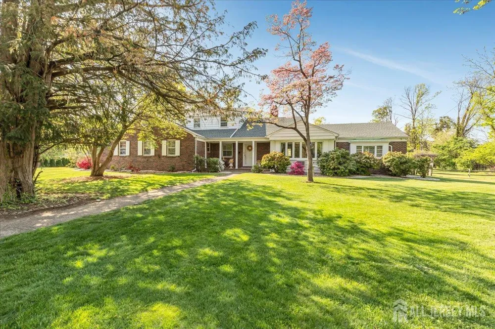 544 W 8th Street W Plainfield, NJ 07060