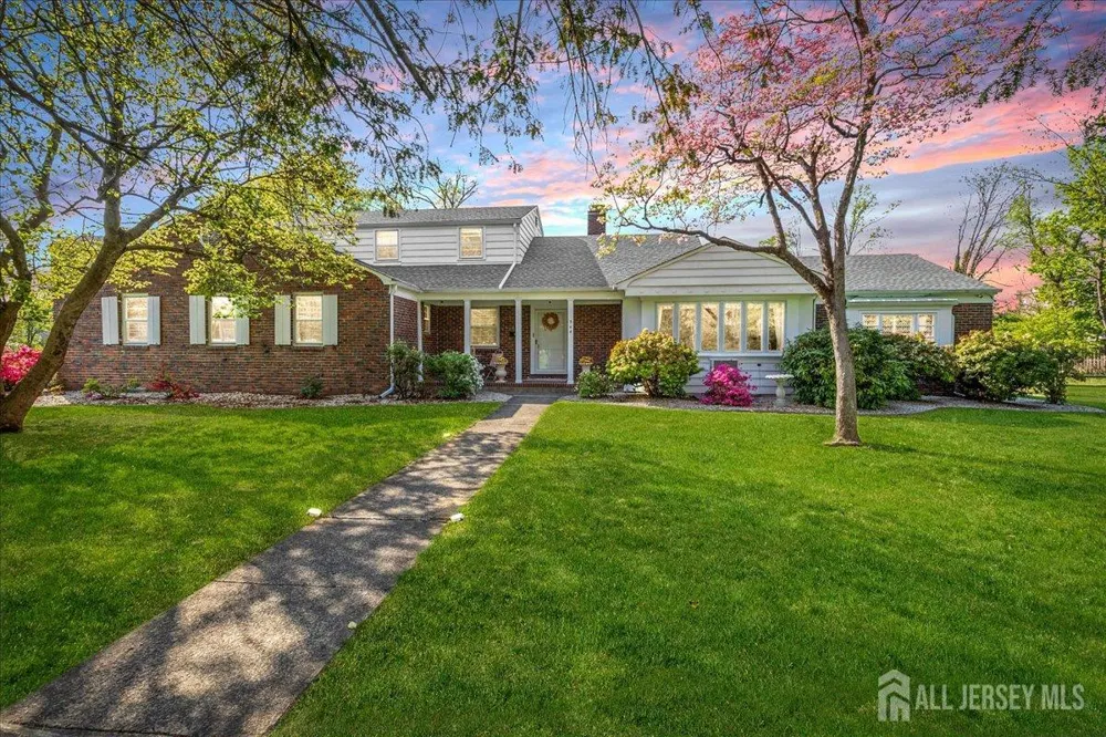 544 W 8th Street W Plainfield, NJ 07060