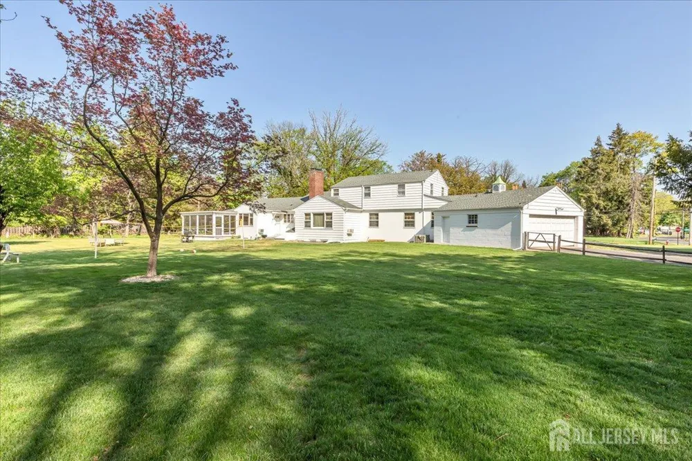 544 W 8th Street W Plainfield, NJ 07060