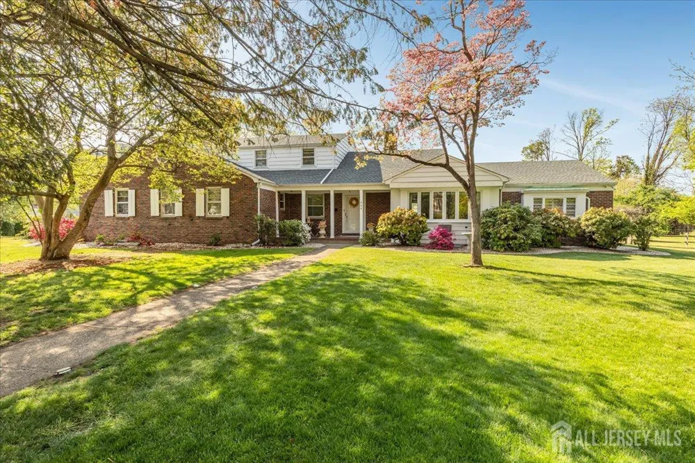 544 W 8th Street W Plainfield, NJ 07060