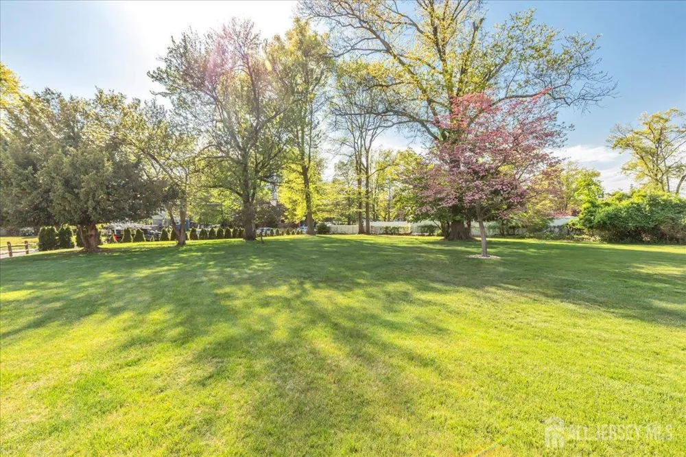 544 W 8th Street W Plainfield, NJ 07060