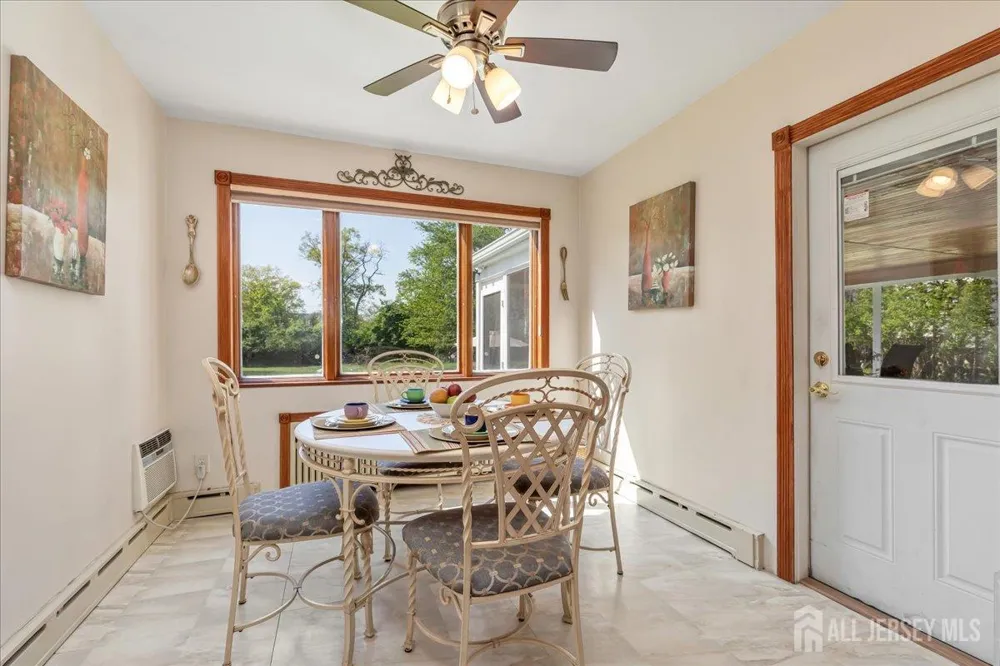 544 W 8th Street W Plainfield, NJ 07060