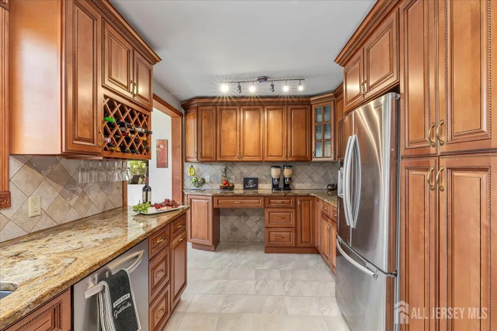 544 W 8th Street W Plainfield, NJ 07060