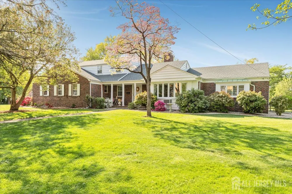 544 W 8th Street W Plainfield, NJ 07060