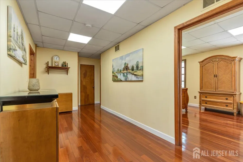 544 W 8th Street W Plainfield, NJ 07060