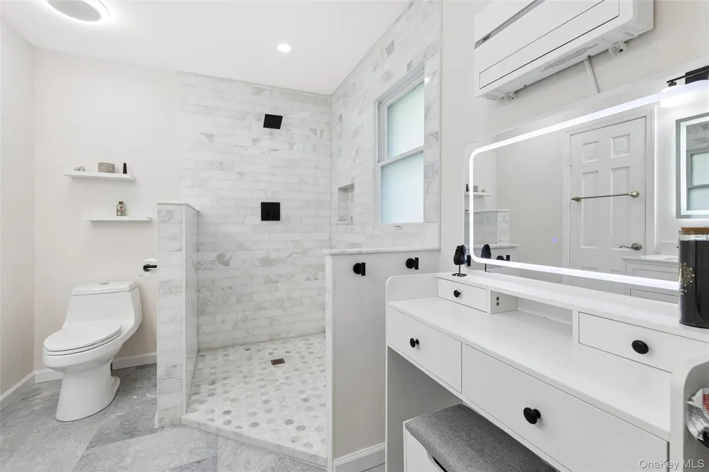 680 Westview Drive Mattituck, NY 11952