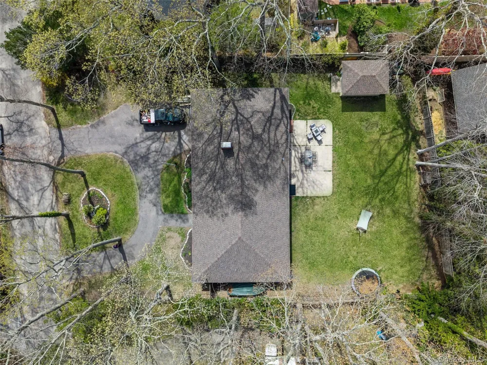 680 Westview Drive Mattituck, NY 11952