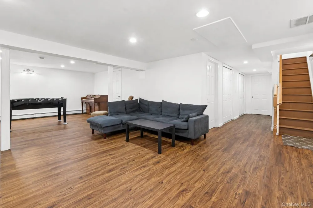 680 Westview Drive Mattituck, NY 11952