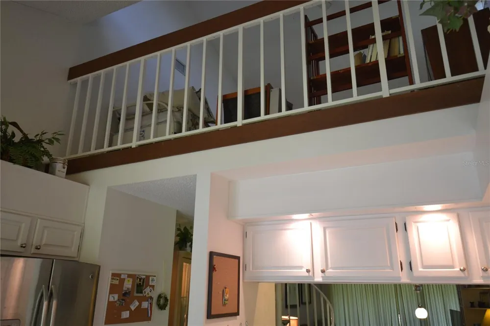 112 LINDSAY LANE Oldsmar, FL 34677