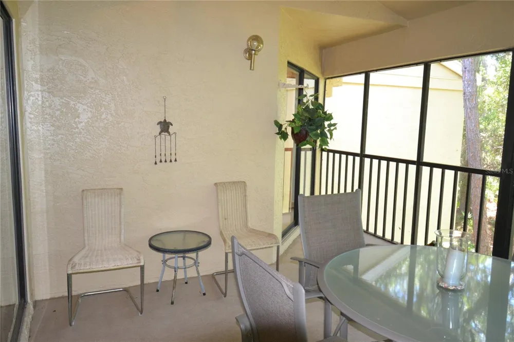 112 LINDSAY LANE Oldsmar, FL 34677