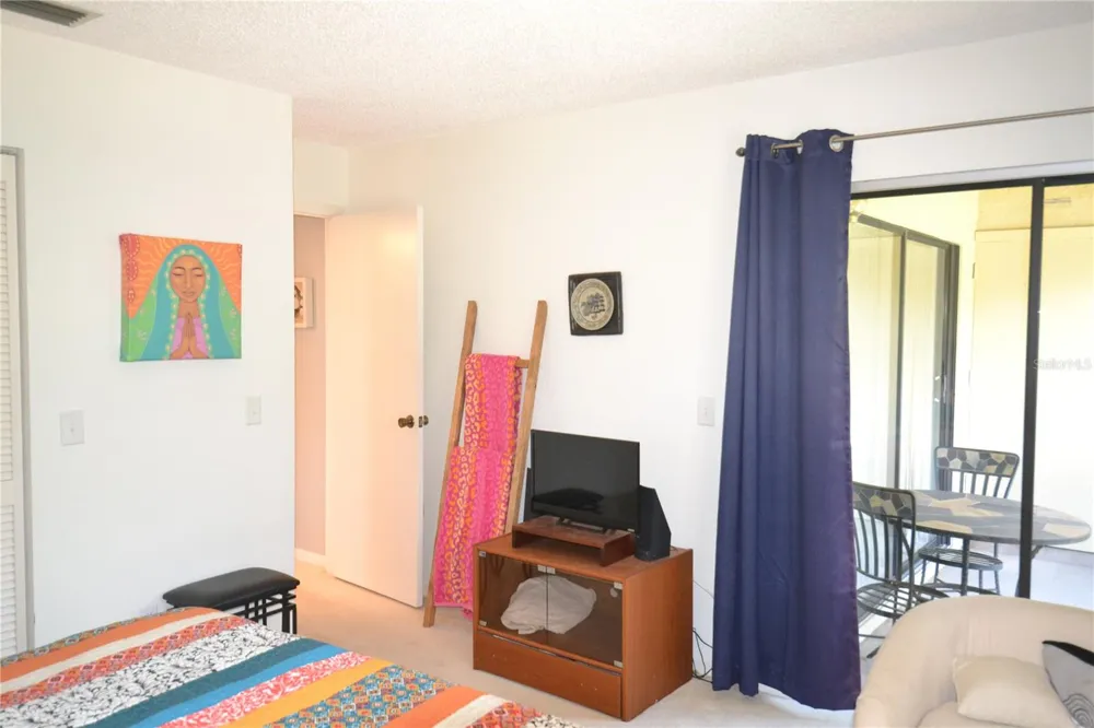 112 LINDSAY LANE Oldsmar, FL 34677