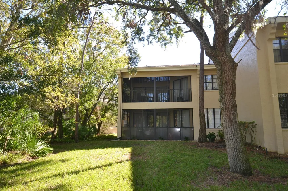 112 LINDSAY LANE Oldsmar, FL 34677