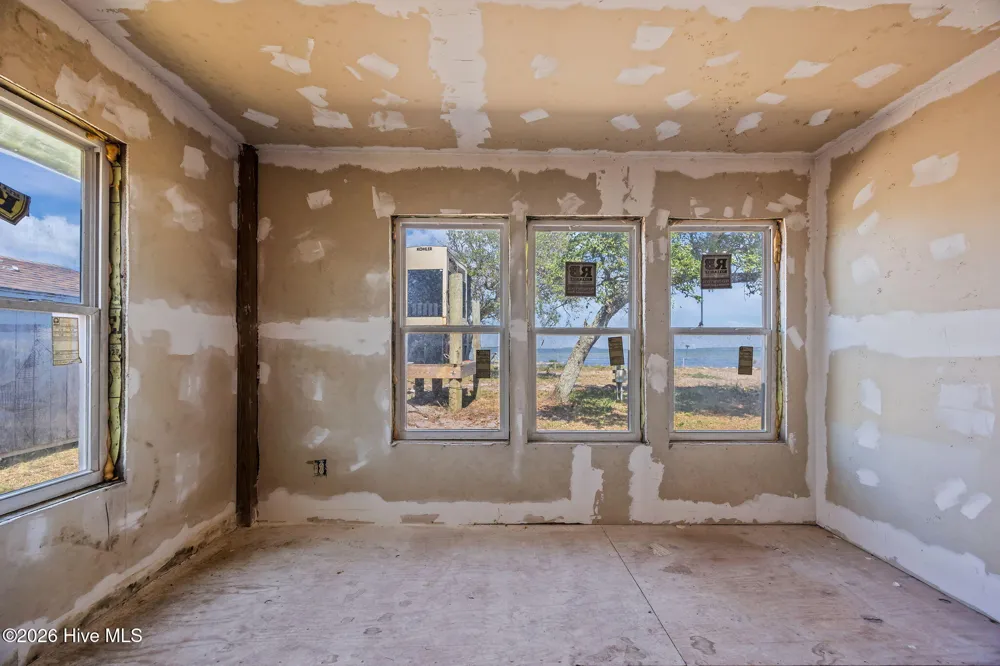 2472 Cedar Island Road Cedar Island, NC 28520