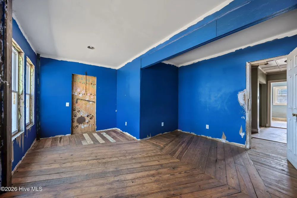 2472 Cedar Island Road Cedar Island, NC 28520