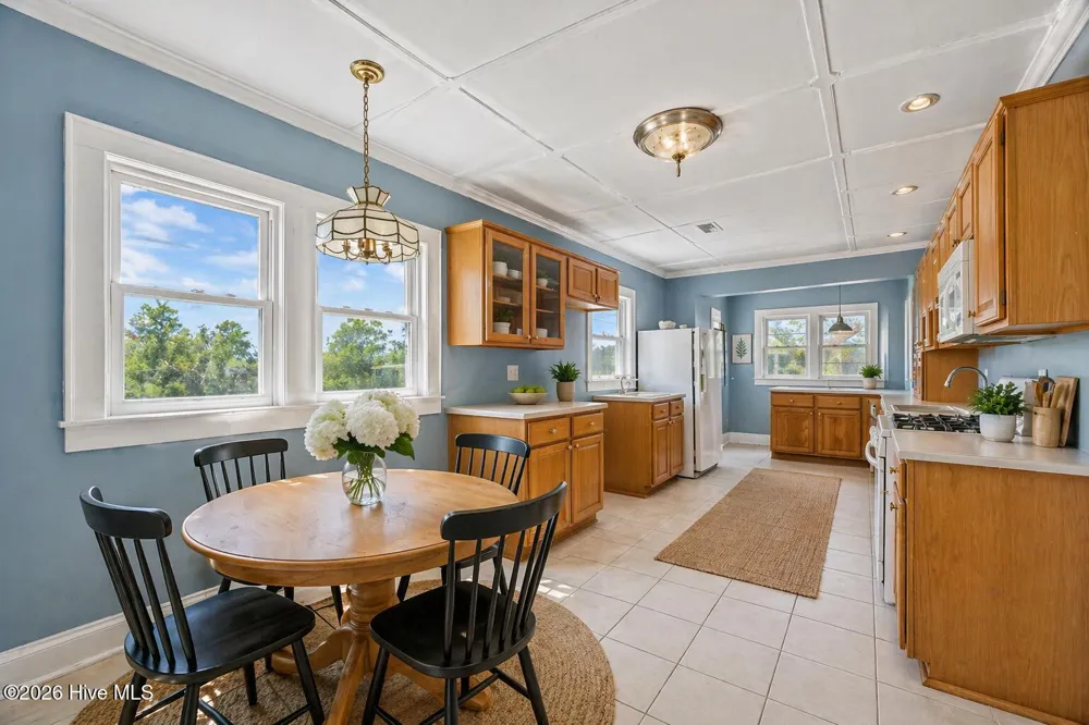 2472 Cedar Island Road Cedar Island, NC 28520