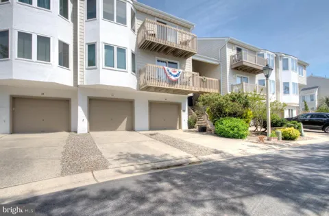 27 SEASIDE ROAD