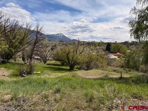 33 Box Elder Drive
