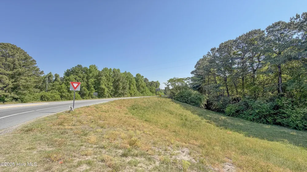 1300 Nc-11 Magnolia, NC 28453