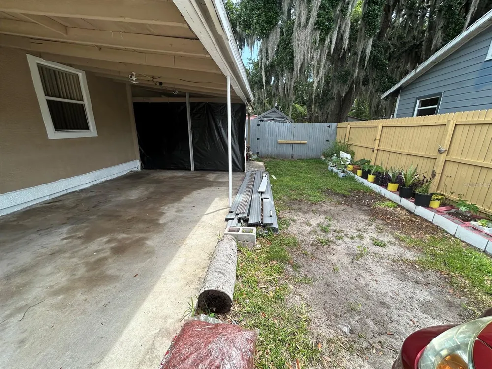 629 HOLMES AVENUE Daytona Beach, FL 32114