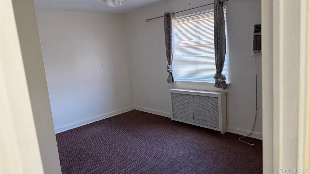7442 260th Street #30G22 Glen Oaks, NY 11004