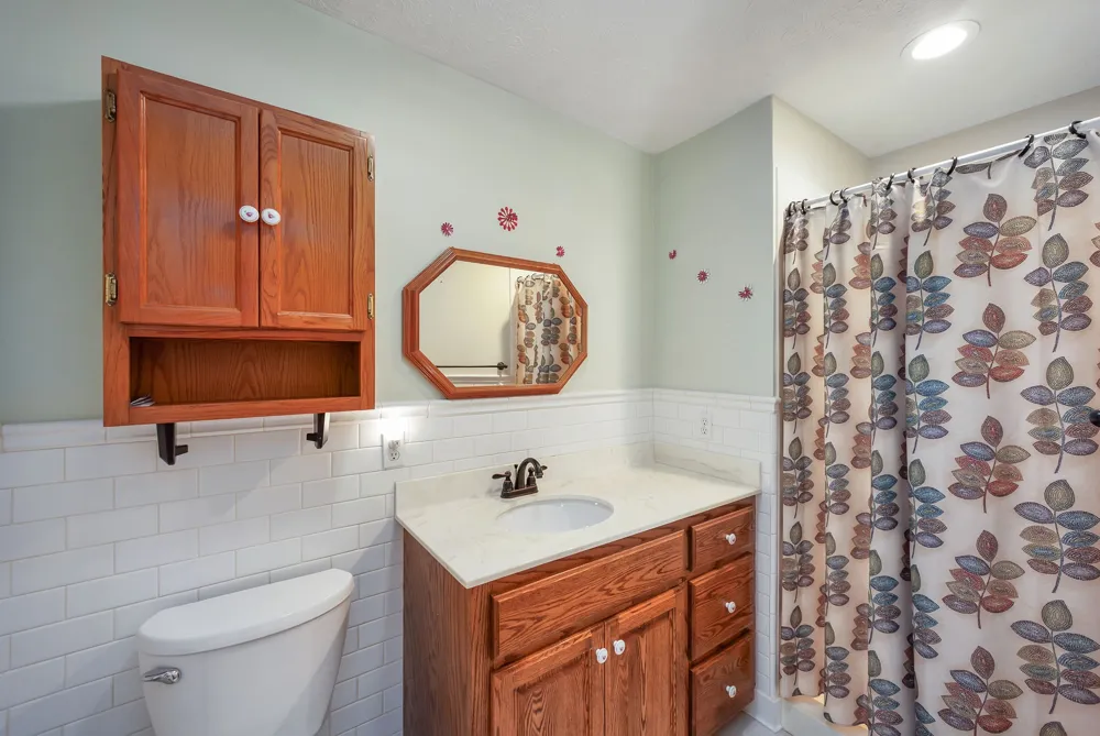 5280 Highway 100 W Decaturville, TN 38329