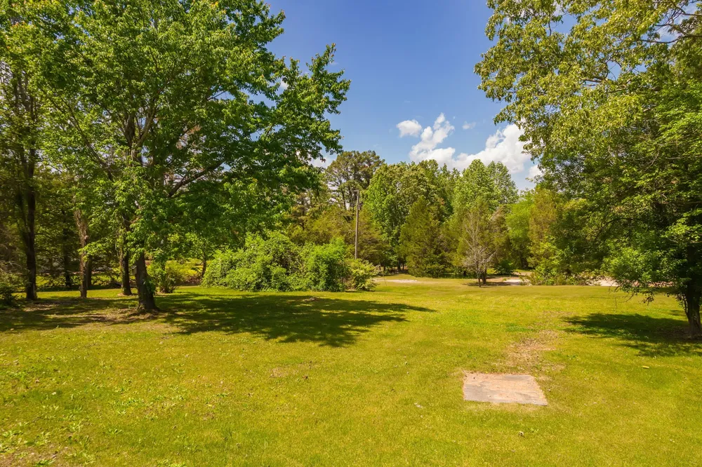 5280 Highway 100 W Decaturville, TN 38329