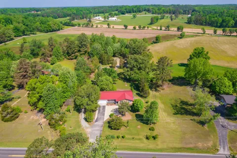 5280 Highway 100 W