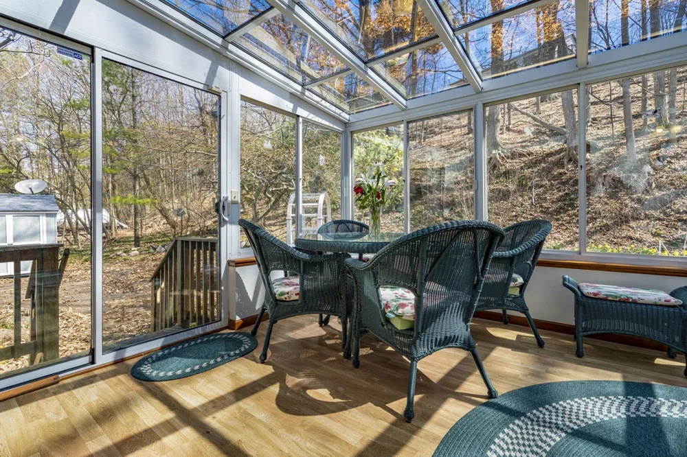 11332 Peninsula Drive Peninsula Township, MI 49686