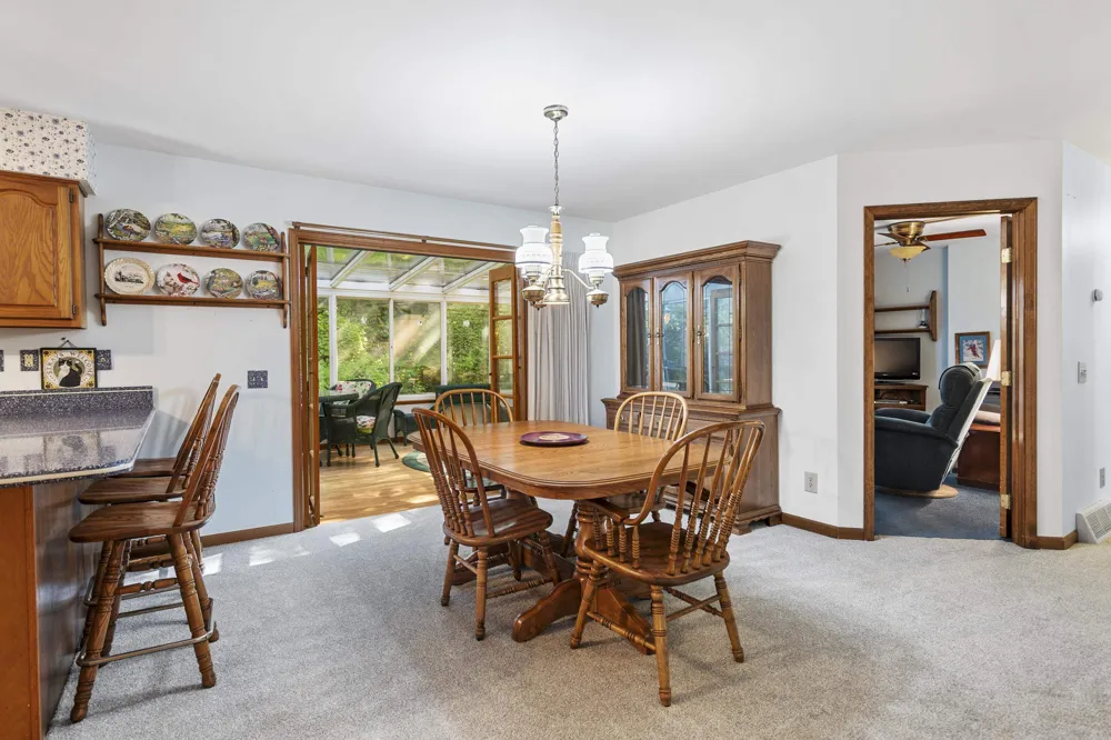 11332 Peninsula Drive Peninsula Township, MI 49686