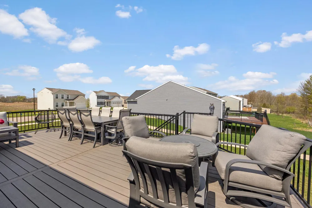 2629 Blooming Bud Lane Kentwood City, MI 49508