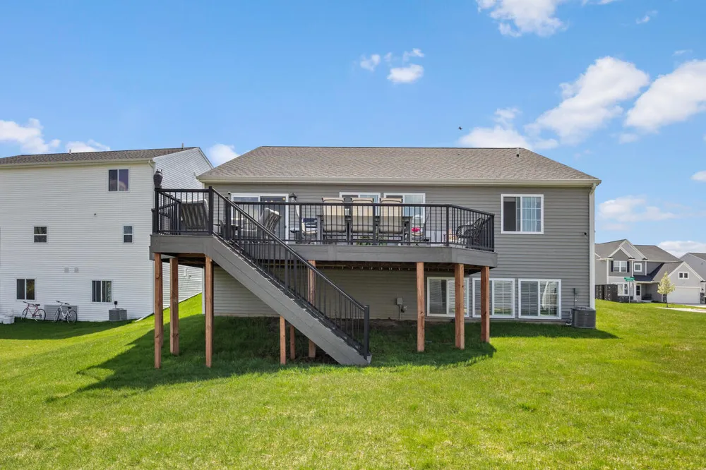 2629 Blooming Bud Lane Kentwood City, MI 49508
