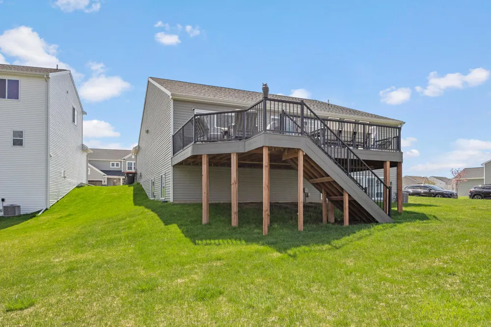 2629 Blooming Bud Lane Kentwood City, MI 49508