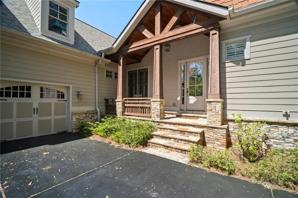16 Osi Way Big Canoe, GA 30143