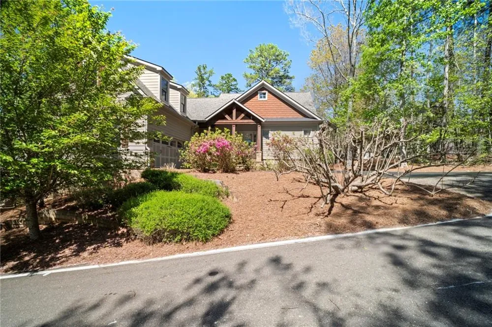 16 Osi Way Big Canoe, GA 30143