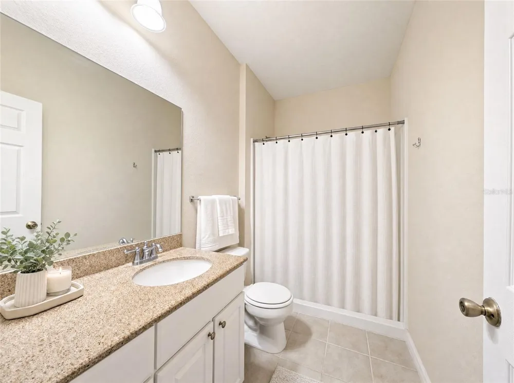 143 SOUTHERN PECAN CIRCLE #201 Winter Garden, FL 34787