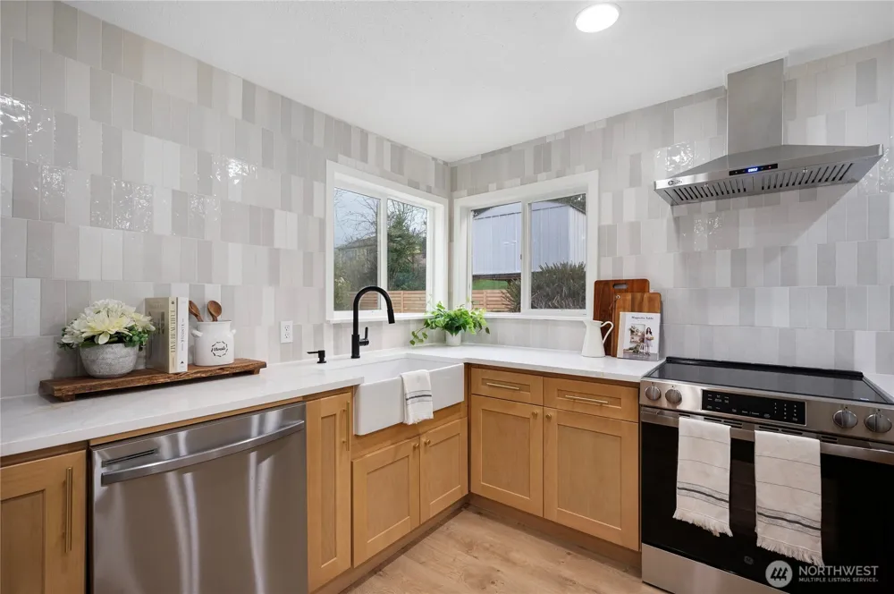 1406 Shattuck Avenue S Renton, WA 98055