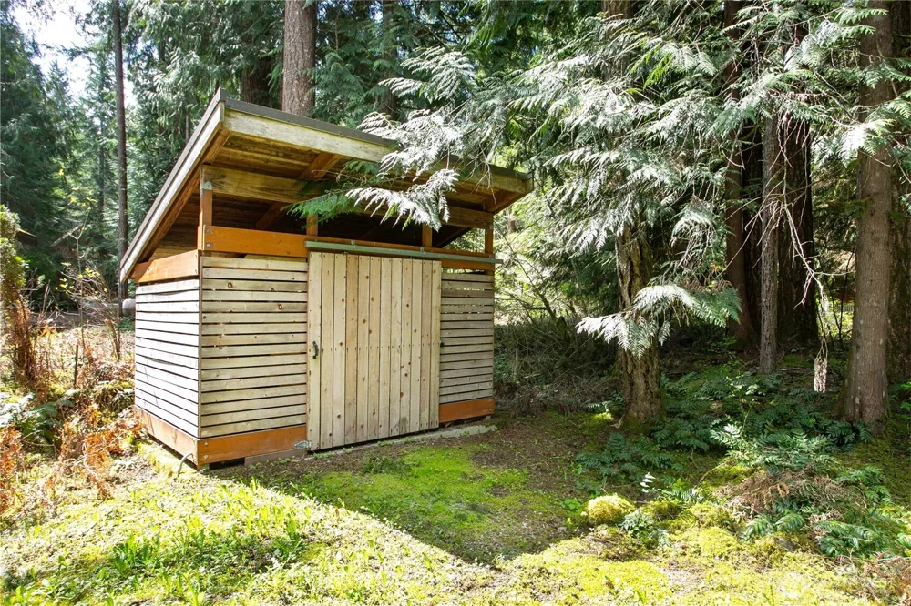 21012 Pinnacle Road Glacier, WA 98244