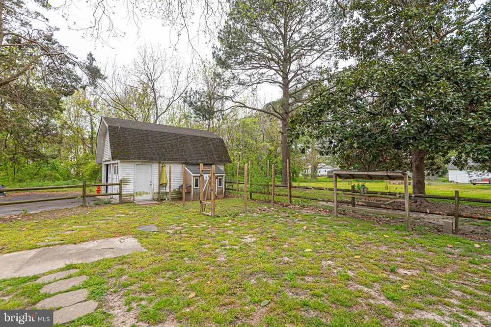 8318 LANGMAID ROAD Newark, MD 21841