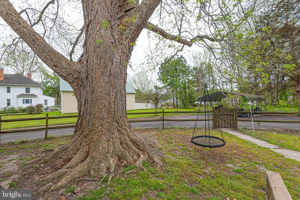 8318 LANGMAID ROAD Newark, MD 21841