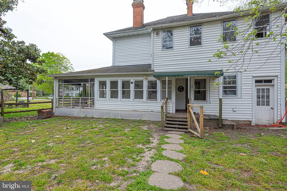 8318 LANGMAID ROAD Newark, MD 21841